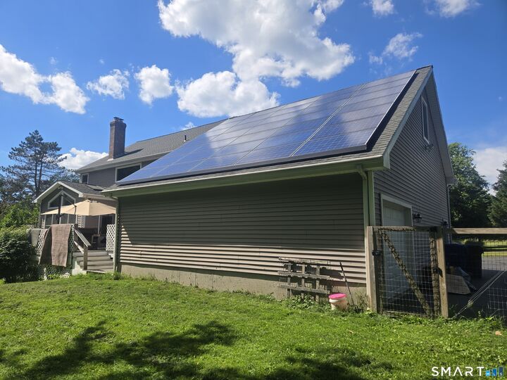 Property Photo:  7 Tinker Pond Road  CT 06043 