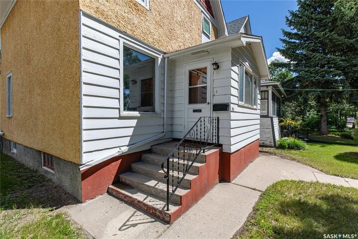 Property Photo:  430 Duffield Street W  SK S6H 5H8 