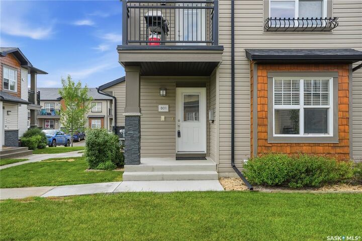 Property Photo: 1015 Patrick Crescent 801 SK S7W 0M4