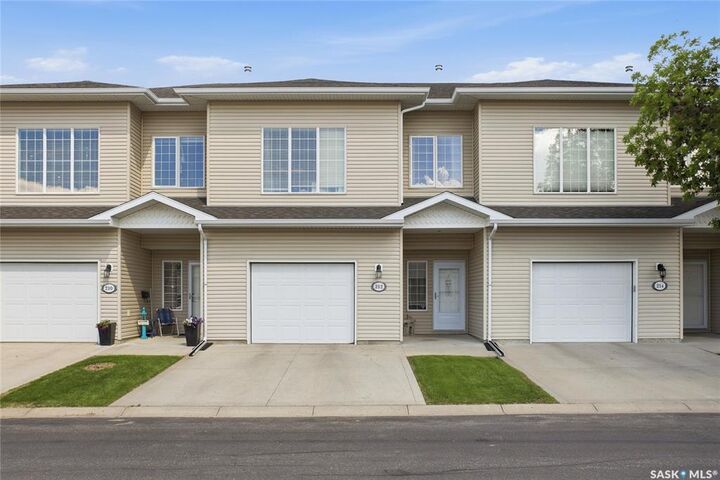 Property Photo:  212 Mount Royal Place  SK S4T 7X9 