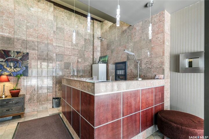 Property Photo:  1867 Hamilton Street 1106  SK S4P 2C2 