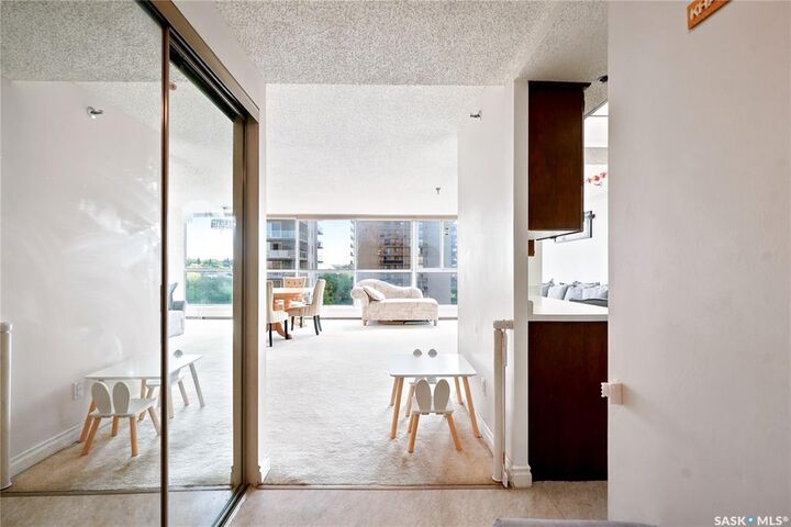 Property Photo:  315 5th Avenue N 802  SK S7K 5Z8 