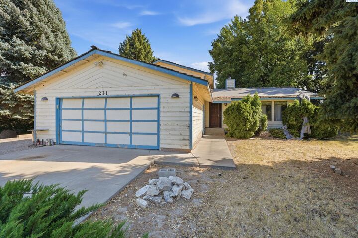 Property Photo: 231 Mata Road WA 99338