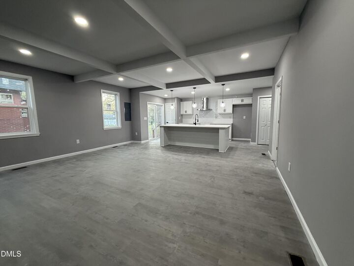 Property Photo:  1012 S Franklin Street  NC 27803 