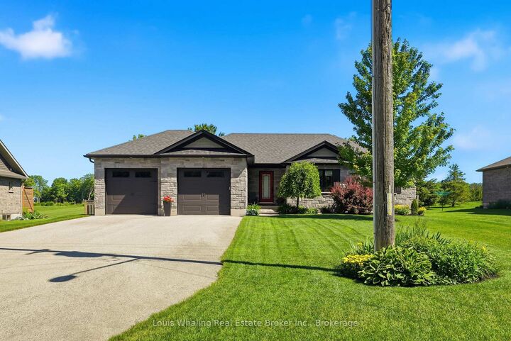 323079 Durham Road E — photo 1