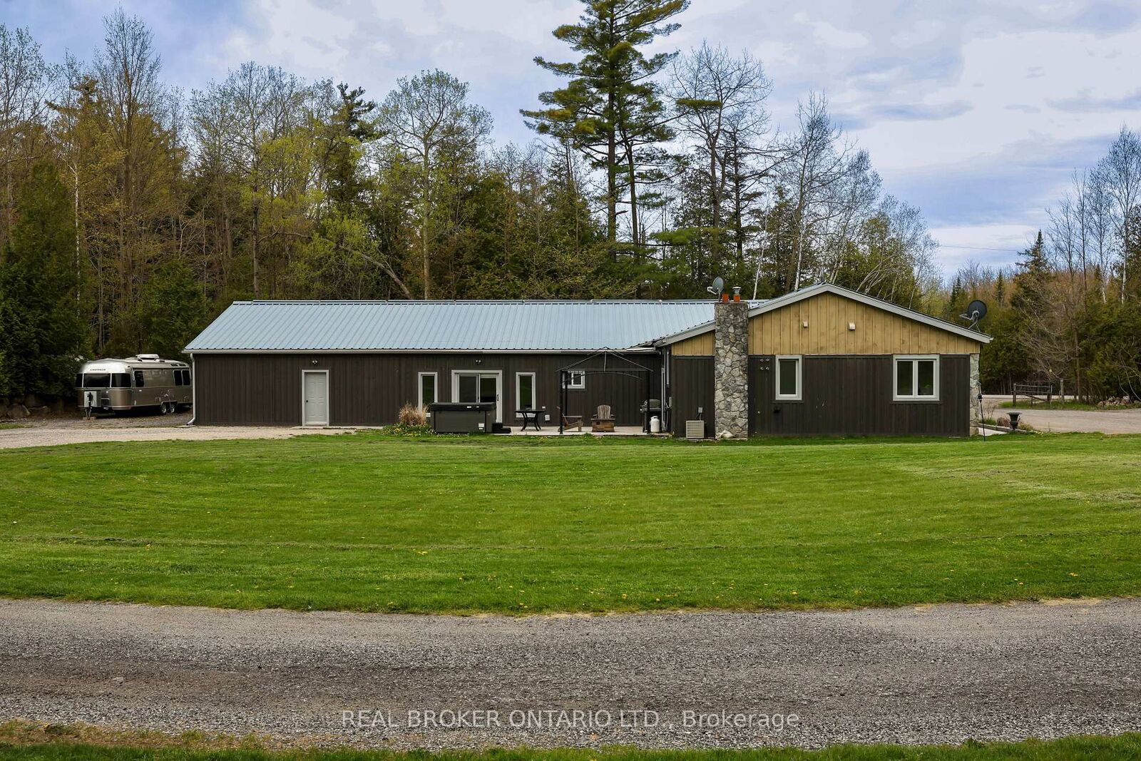 Property Photo:  4589 Watson Road S  ON N0B 2J0 