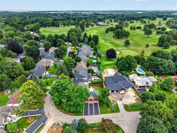 Property Photo:  41 Cameron Drive  ON L9G 2L4 
