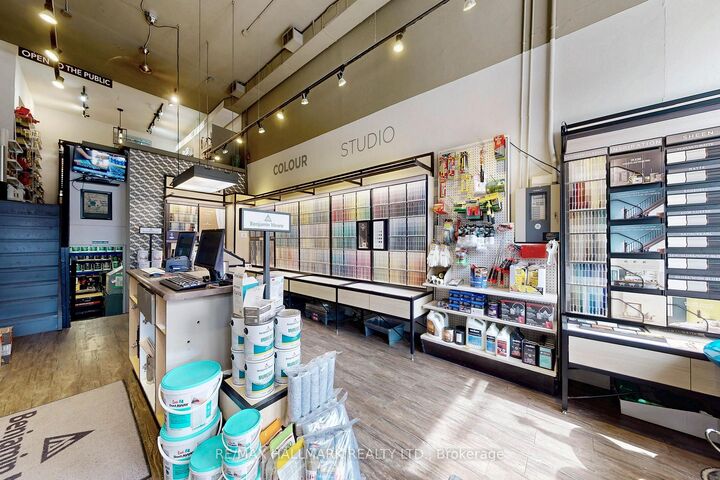 Property Photo:  2184 Queen Street E  ON M4E 1E6 