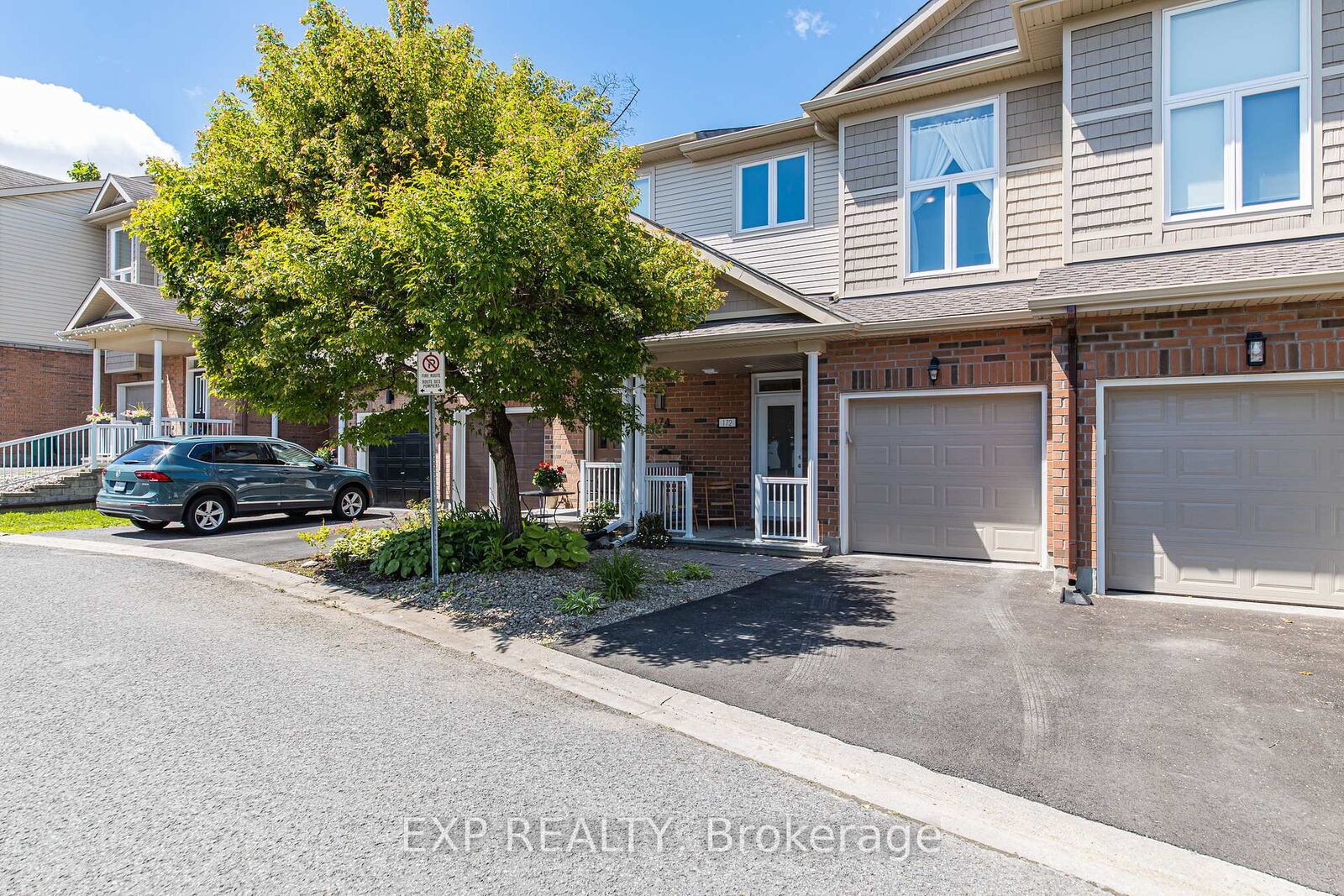 Property Photo:  172 Parkrose Private  ON K4A 0N8 