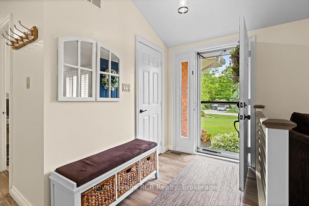 Property Photo:  25 Graham Crescent N  ON N0H 2G0 