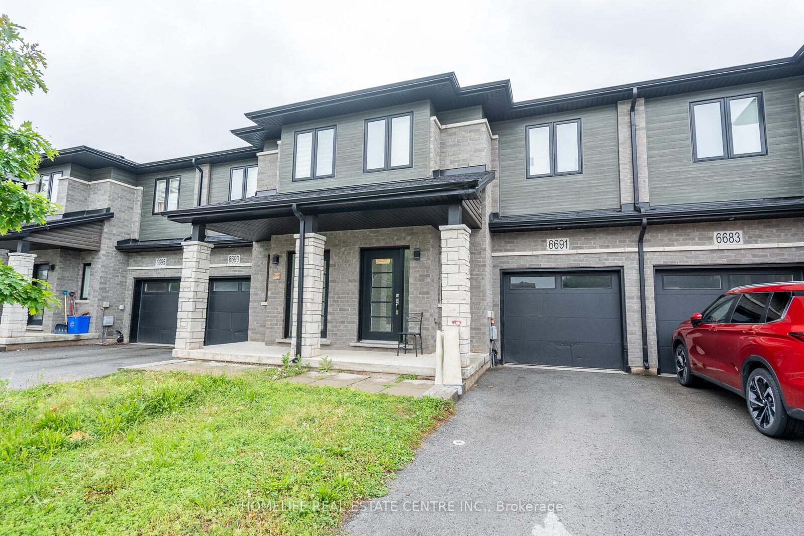 Property Photo:  6691 Cropp Street  ON L2E 0B7 