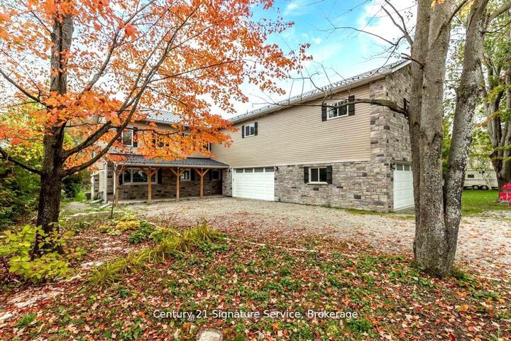 127 Maskinonge Road — photo 1