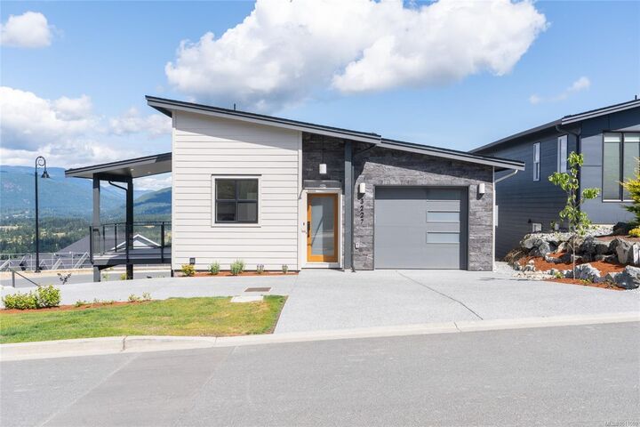 3227 Woodrush Dr — photo 1