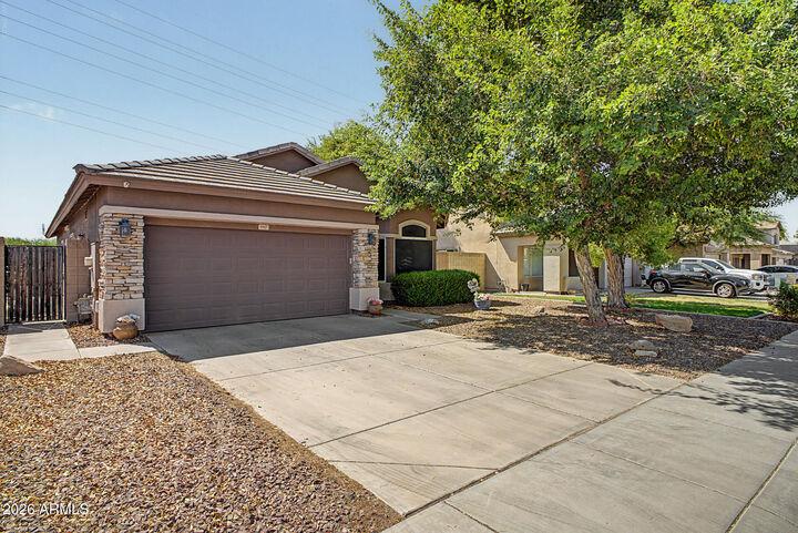 Property Photo: 3645 S Joshua Tree Lane AZ 85297