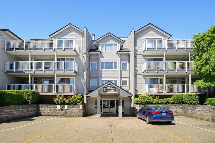 33669 2nd Avenue 303 — photo 1