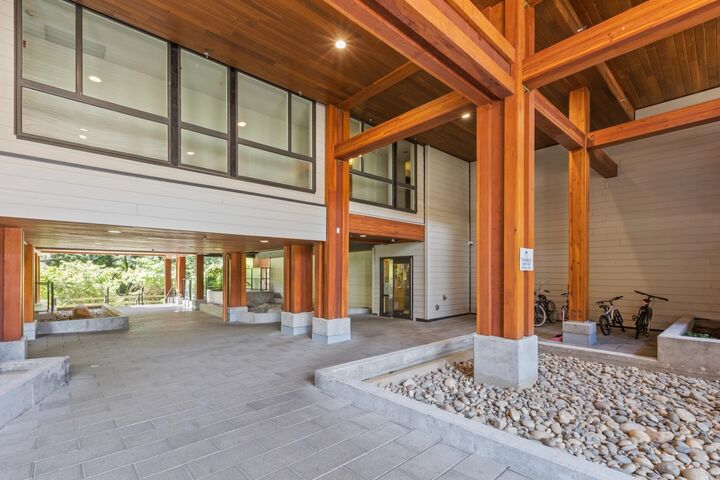 Property Photo: 733 W 3rd Street 511 BC V7M 0C8