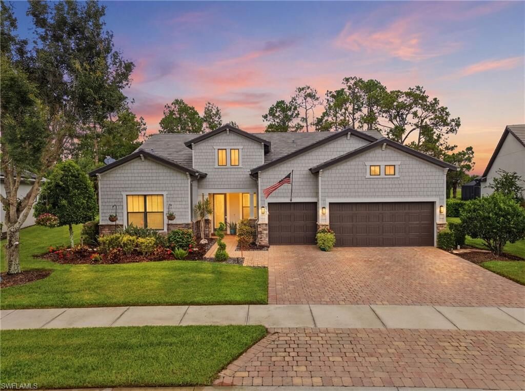 Property Photo: 8961 Bahama Swallow Way FL 34120