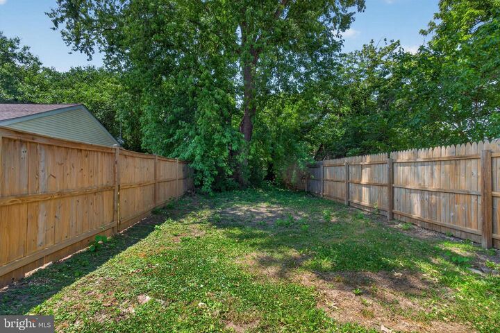 Property Photo:  351 Calvert Street  MD 21620 