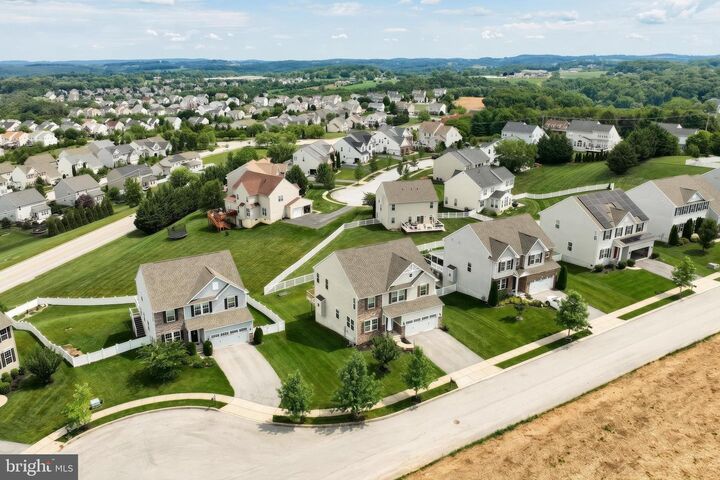 Property Photo:  638 W Ore Street  PA 17360 