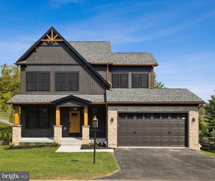 Property Photo:  19507 Fisher Avenue  MD 20837 