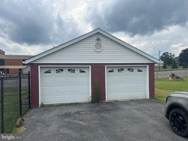 Property Photo:  117 Wempe Drive  MD 21502 