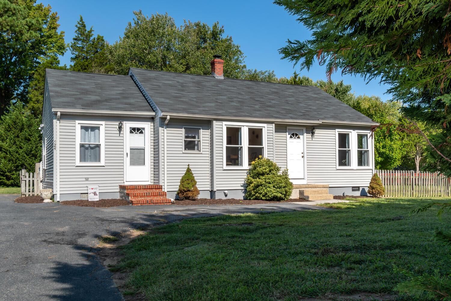 Property Photo:  624 Romancoke Road  MD 21666 