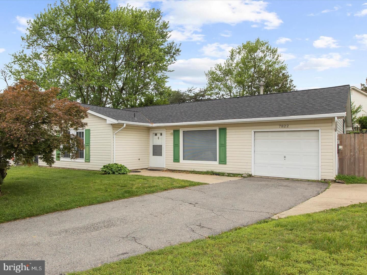 Property Photo: 7822 Citadel Court MD 21144