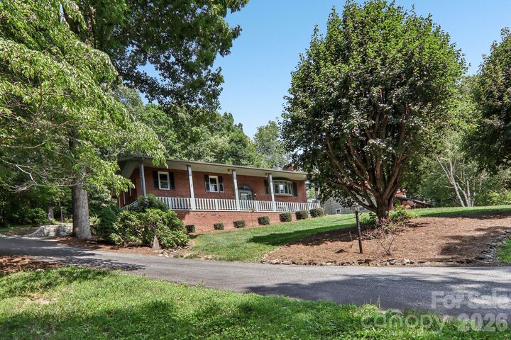 Property Photo:  57 Chateau Lane  NC 28786 