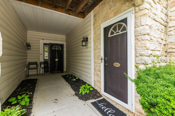 Property Photo:  4955 Ivyvine Boulevard  OH 43016 