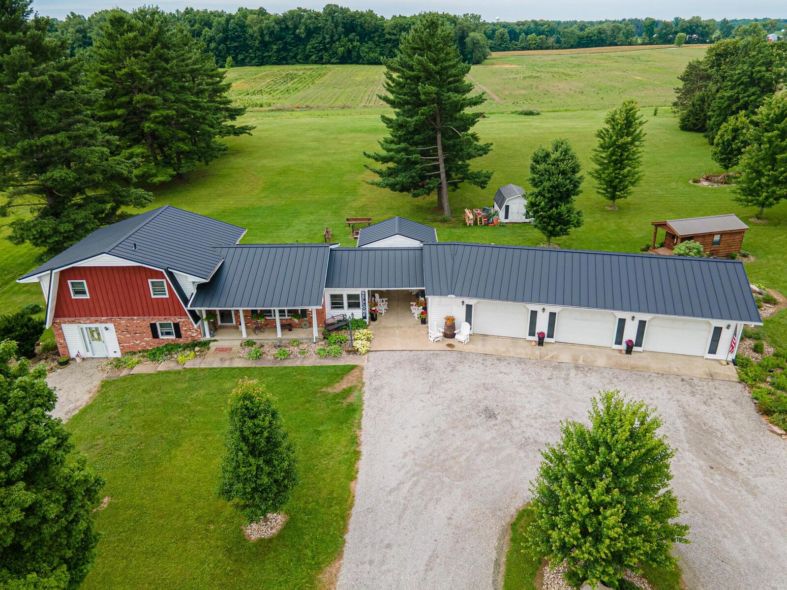 Property Photo:  4102 Township Road 99  OH 43338 
