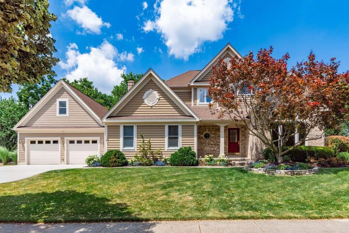 Property Photo:  5592 Fawnbrook Lane  OH 43017 