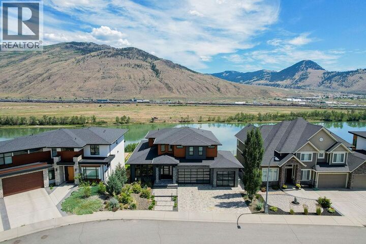 Property Photo: 880 Cantle Drive BC V2B 0A7