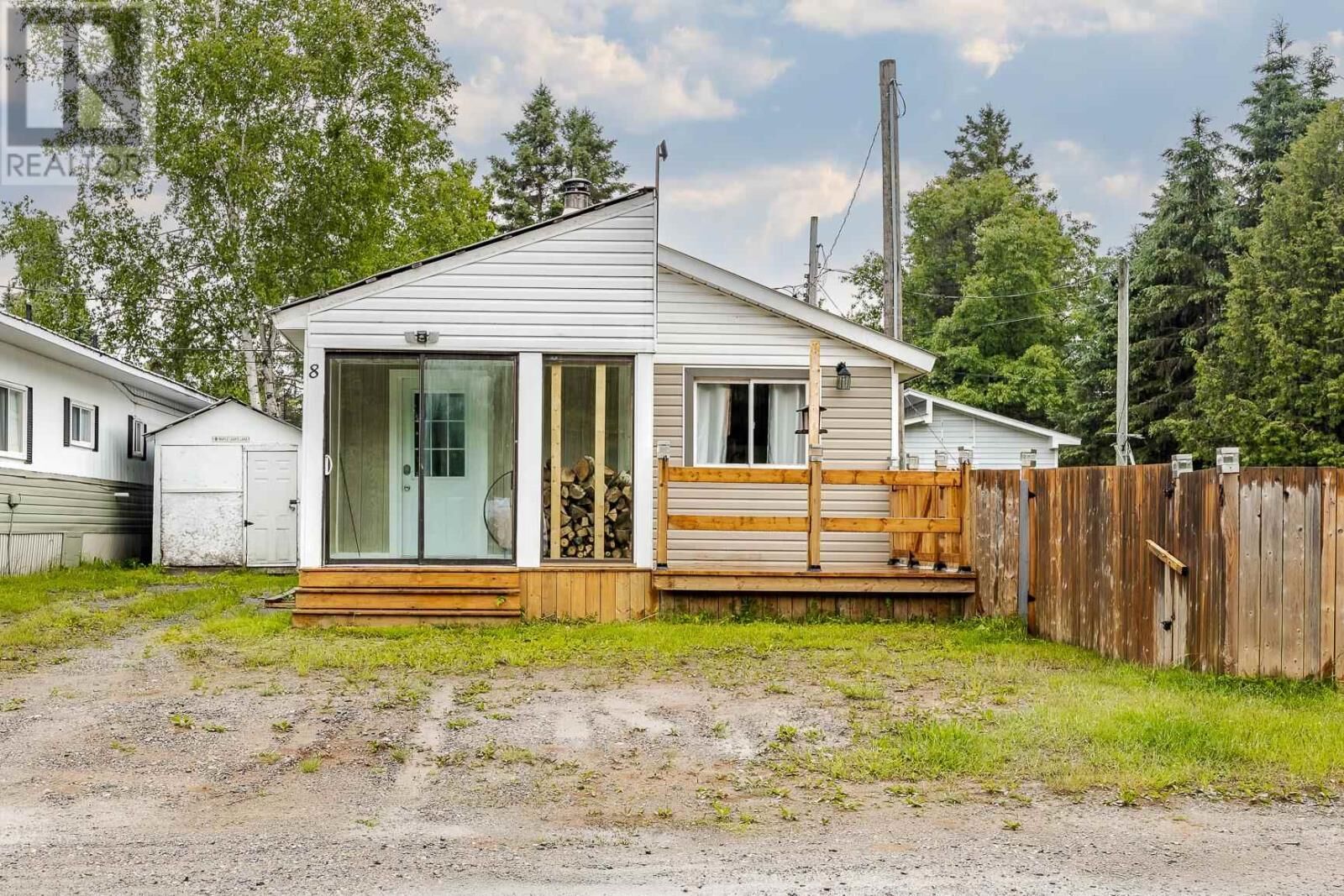 Property Photo: 15-8 Fish Hatchery Rd ON P6A 6J8