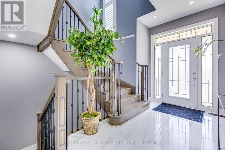 Property Photo:  228 Fleetwood Drive  ON L1K 3E7 