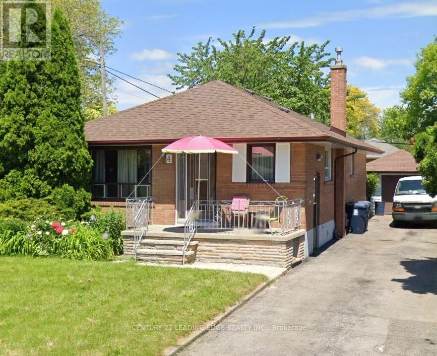 Property Photo:  4 Randane Drive Bsmt  ON M1R 4L2 