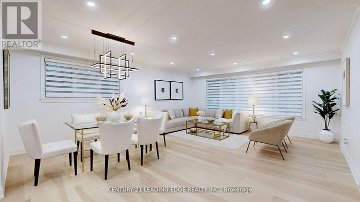 Property Photo:  3070 O'Hagan Drive  ON L5C 2C5 
