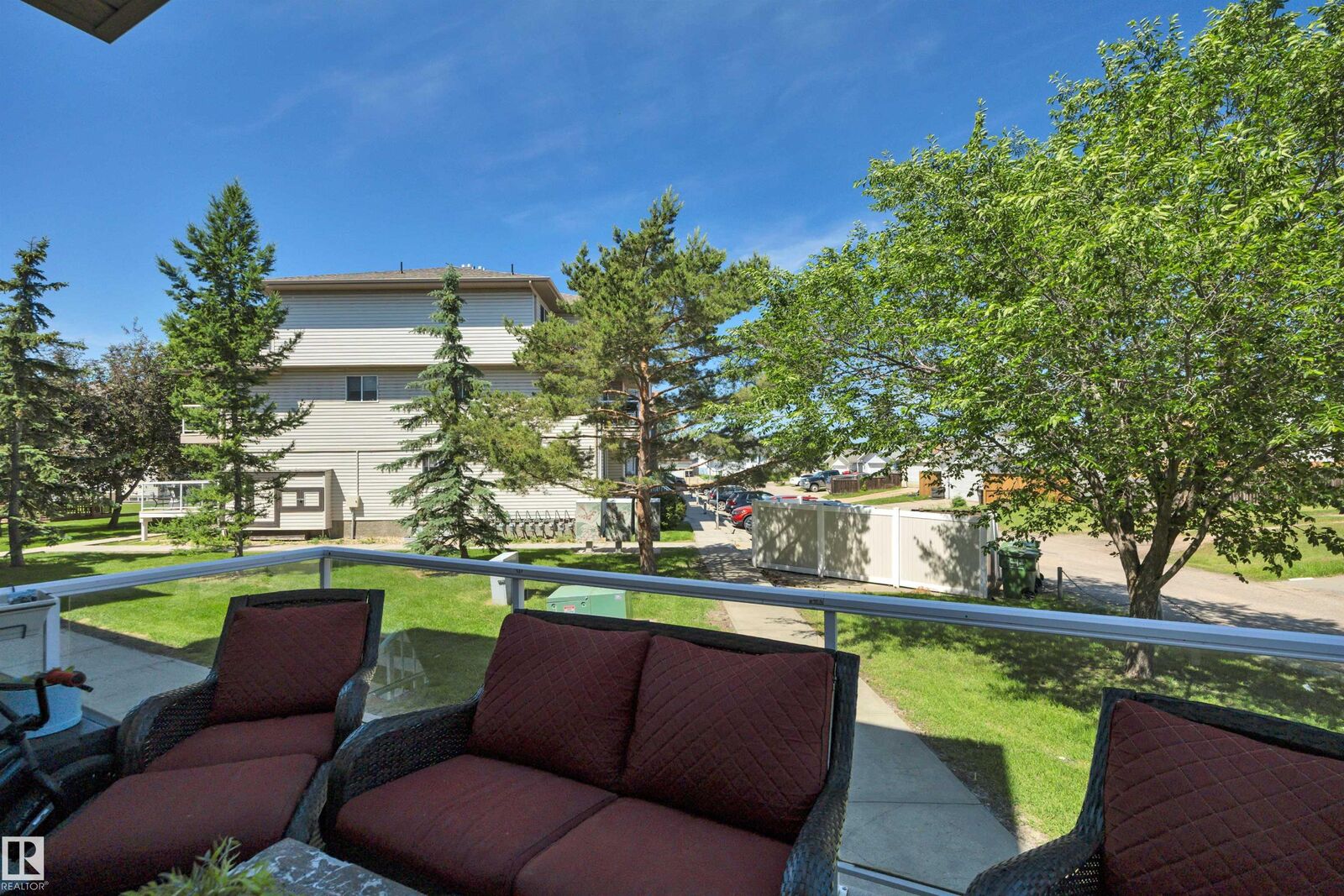 Property Photo:  2505 42 Street NW 47  AB T6L 7G8 