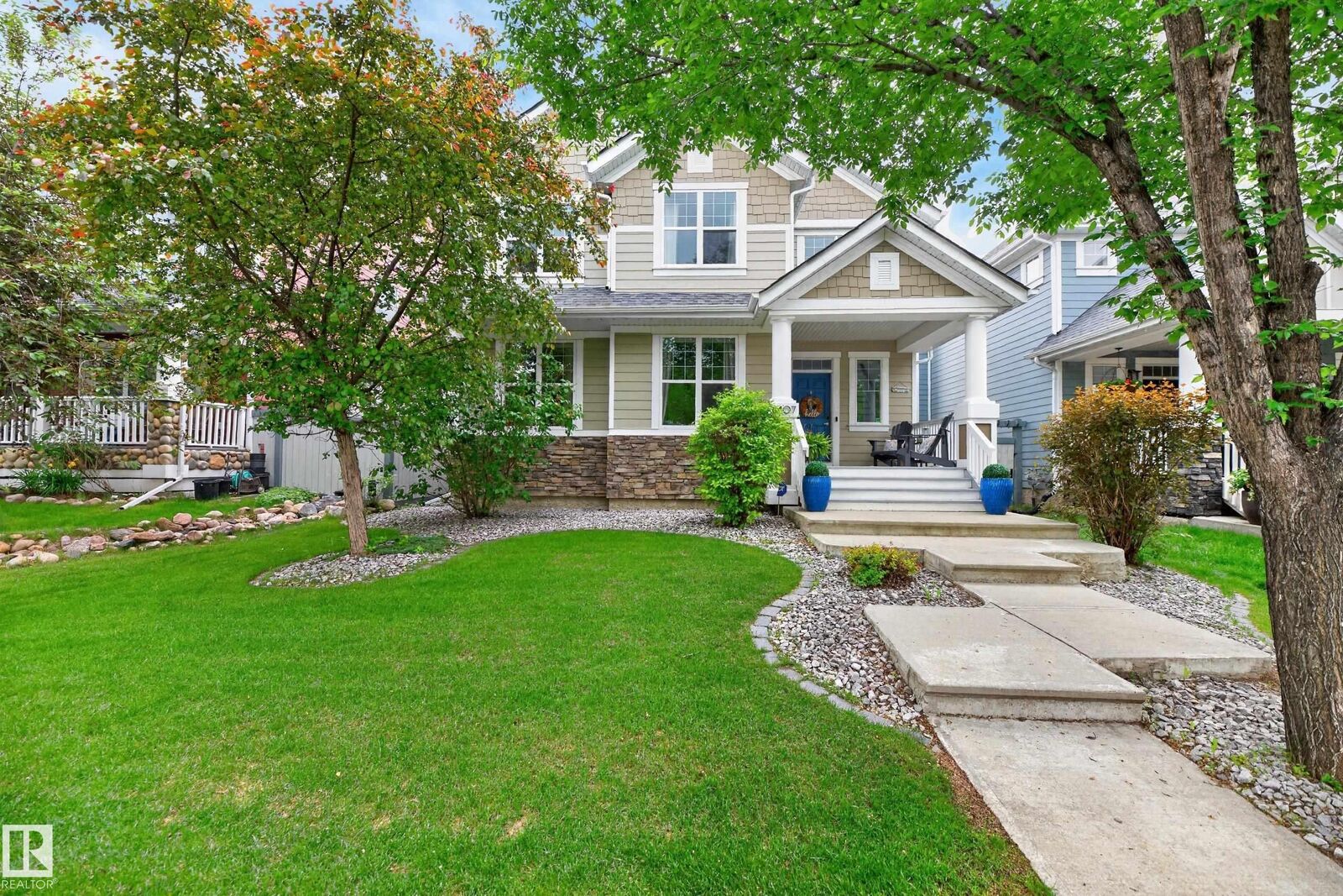 Property Photo:  8407 Summerside Grande Boulevard SW  AB T6X 0J1 