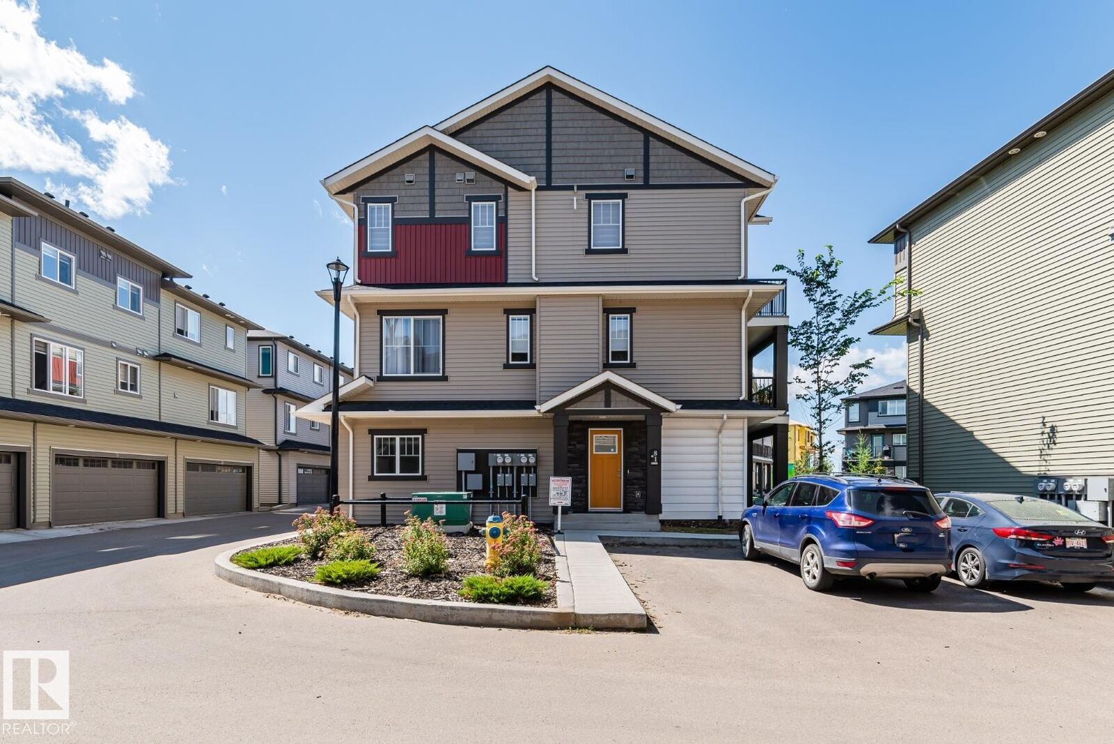 Property Photo:  1530 Tamarack Boulevard NW 81  AB T6T 2E6 