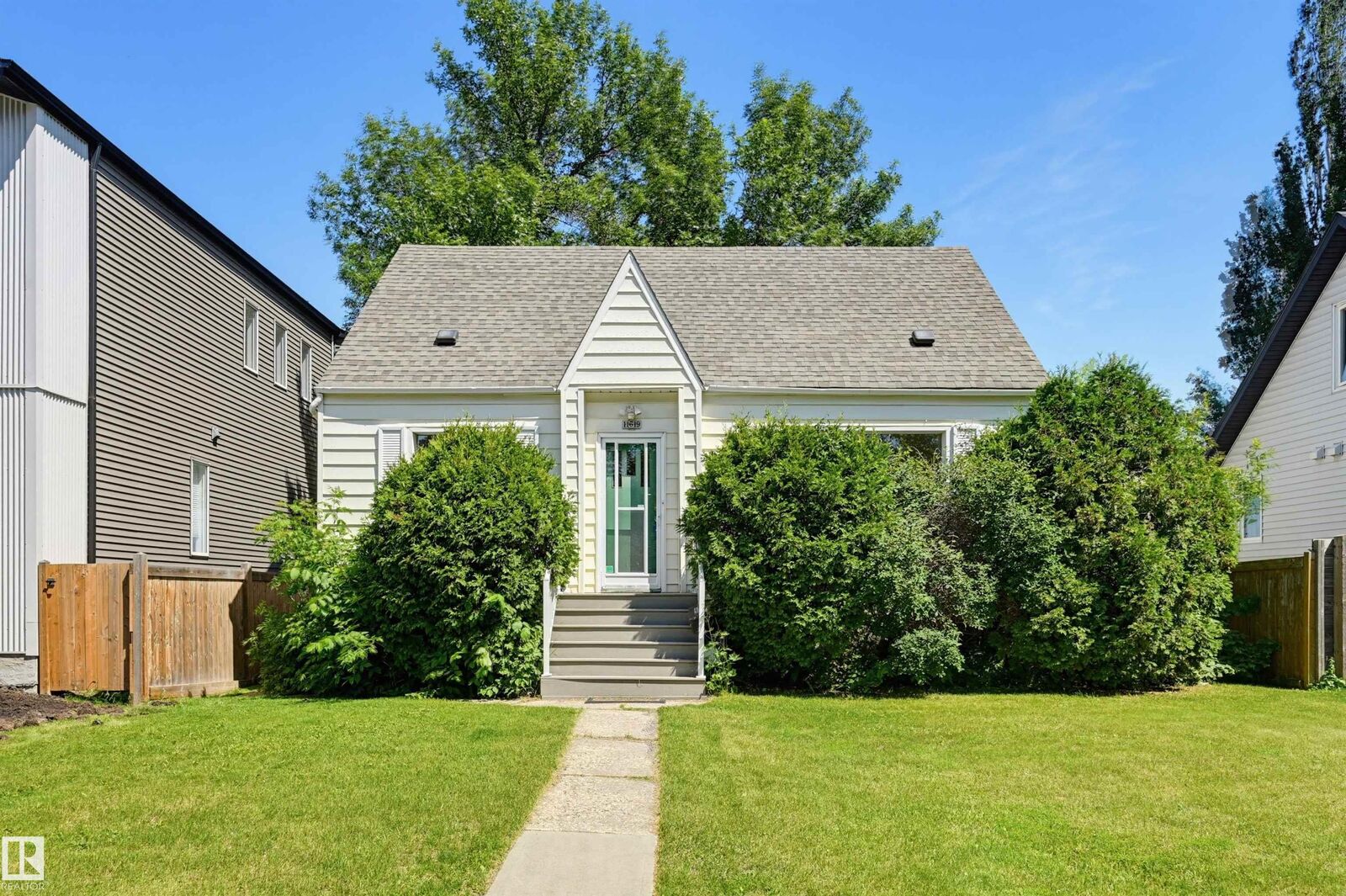 Property Photo: 11619 122 Street NW AB T5M 0B6