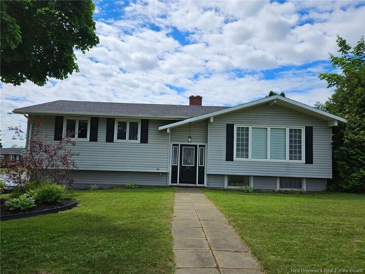 131 Kirkpatrick Street — photo 1
