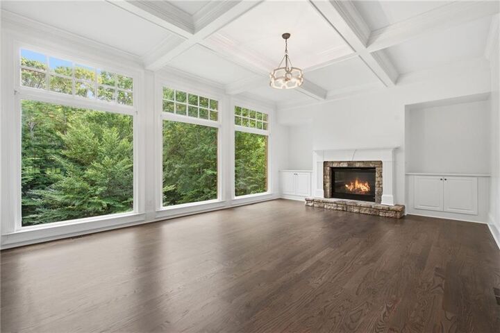 Property Photo: 15625 Canterbury Chase GA 30004