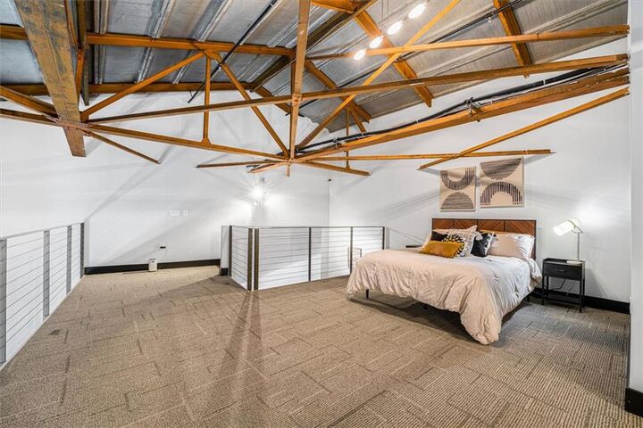 Property Photo:  600 College Street 112  GA 30354 