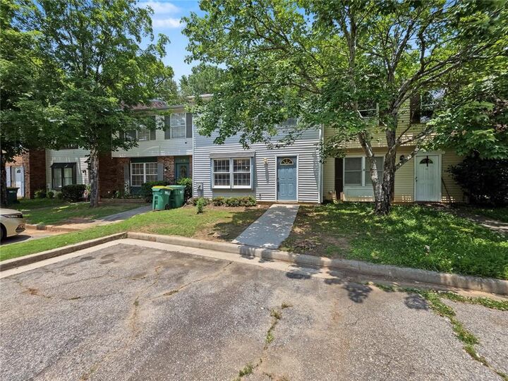 Property Photo: 6437 Meadow Rue Drive GA 30092
