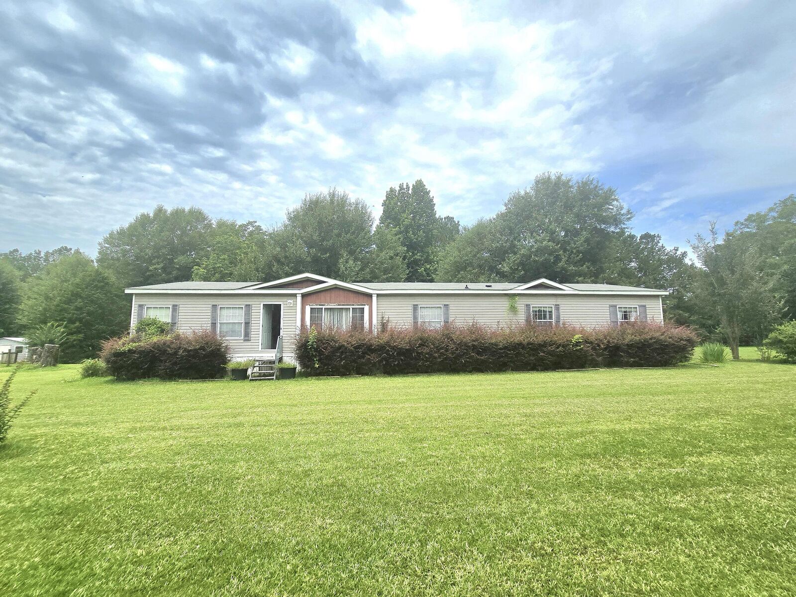 Property Photo:  1900 A Hwy 15  MS 39476 