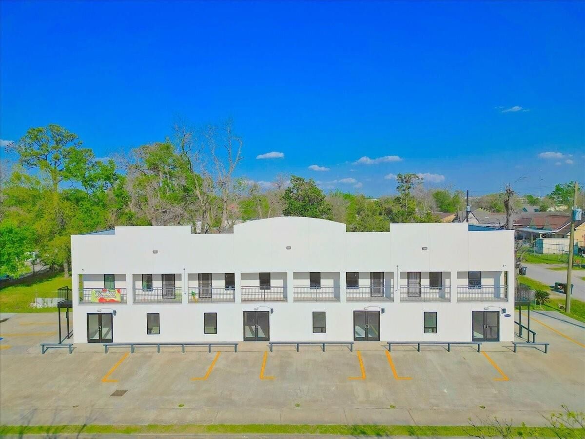 Property Photo:  7704 Irvington Boulevard  TX 77022 