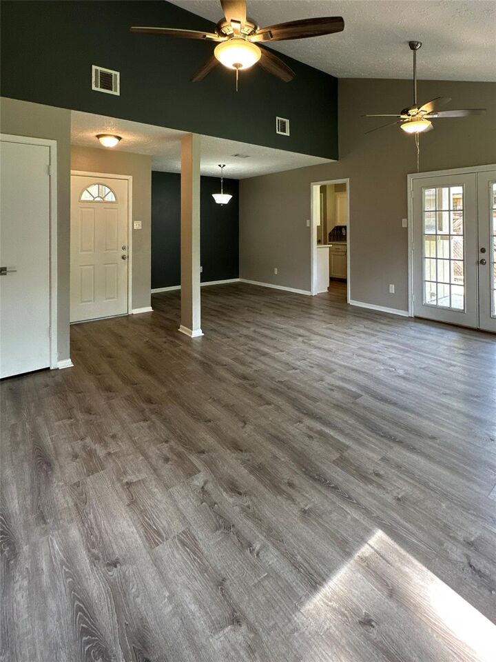 Property Photo:  26403 Hunters Hollow Drive  TX 77380 