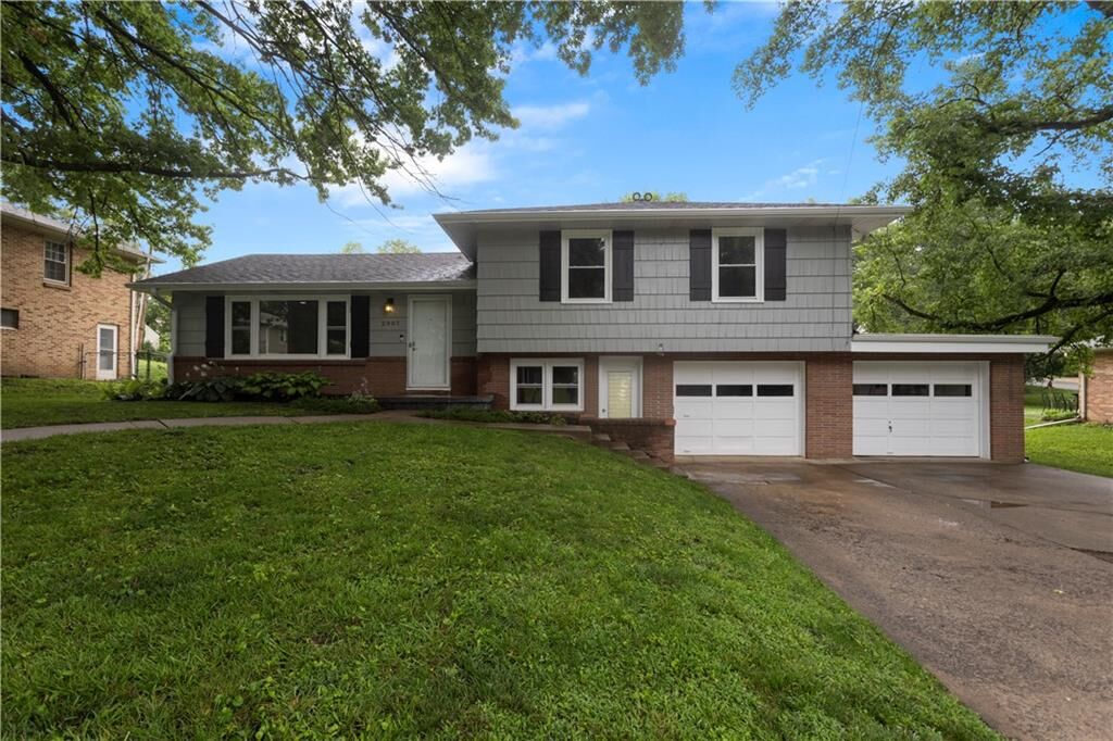 Property Photo:  2907 Beck Road  MO 64506 