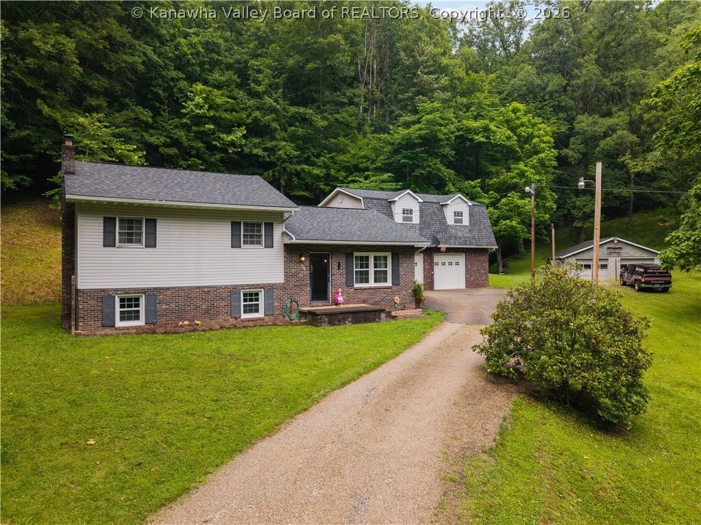 Property Photo:  570 Cottontree Road  WV 25286 