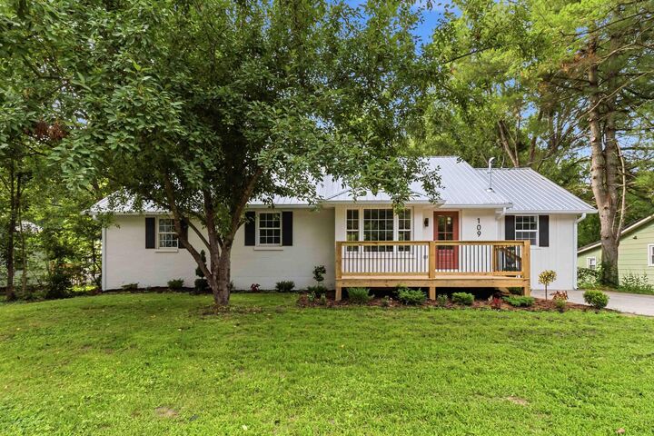Property Photo:  109 Elm Street  KY 40403 